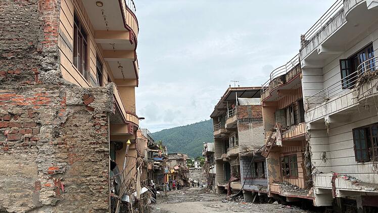 Sturzflut im Himalaya - Nepal