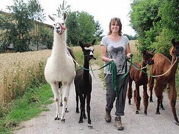 Neue Attraktion beim M&uuml;rschter Kinderfest: Lama-Touren durch die Stadt gegen eine Spende, veranstaltet von der Orenda-Ranch in Burglauer.  Foto: Orenda-Ranch