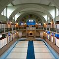 Eine der Schwimmhallen des Volksbads Nürnberg, das momentan saniert wird. Foto: Förderverein Volksbad, Nürnberg