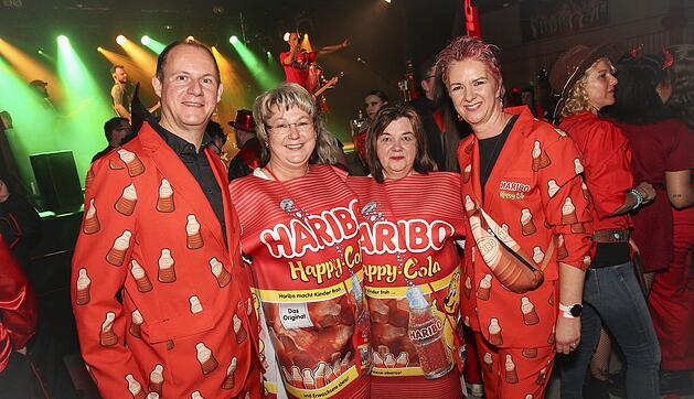 Faschingsparty vom Feinsten in der Stadthalle Stadtsteinach.
