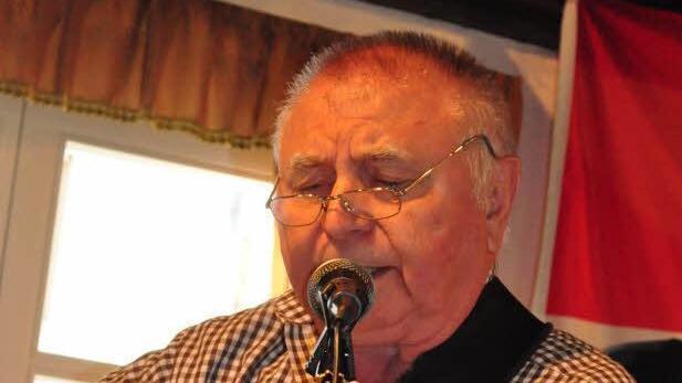 Schlager aus der guten alten Zeit sang Karlheinz Schunder aus Untersteinbach im Steigerwald.