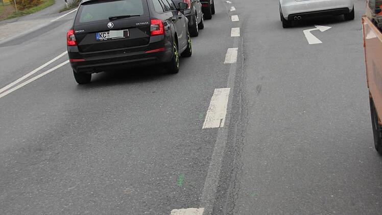 Die Stellen, ab denen abgefräst wird, sind mit Farbe markiert.