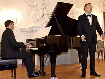 Den Rückert-Liederabend im Kaisersaal gestalteten Malte Müller und Marcelo Amaral. Foto: Andreas Welz