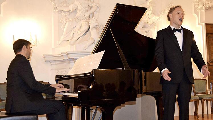 Den Rückert-Liederabend im Kaisersaal gestalteten Malte Müller und Marcelo Amaral. Foto: Andreas Welz