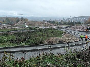 Die Teilerschließung des neuen Baugebietes „Lettenreuth-West“ ist im Gange.
