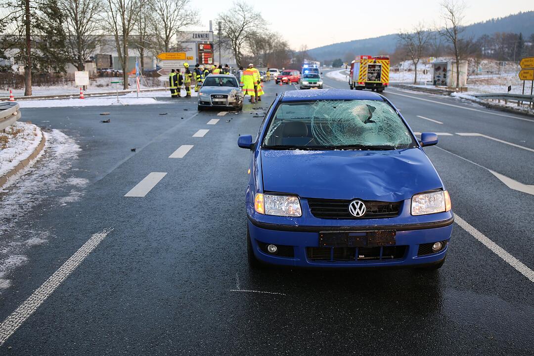 Tödlicher Unfall auf der B303