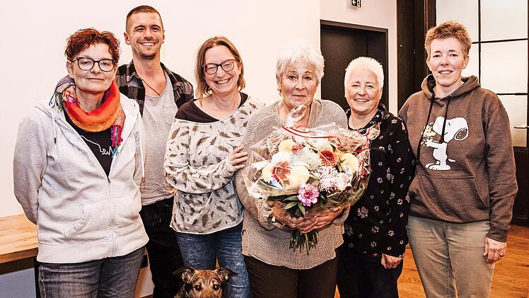 Beim Tierschutzverein Forchheim stand der Wechsel an der Spitze an (v. l.): Kornelia Neubauer (Dritte Vorsitzende), Andreas Hellmann (Zweiter Vorsitzender), Sylvia Rothenaicher (Schriftführerin), Marianne Wende, Christine Schneider-Knapp (neue Vor...