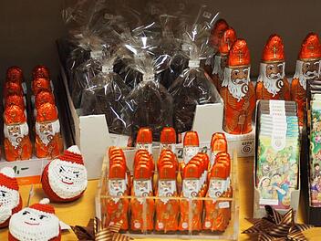 Weihnachtliche Naschereien und  Kunstgegenst&auml;nde aus fairem Handel. Bianca Key