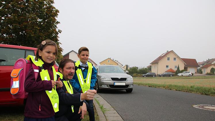 Eindrücke vom Auftakt in der Grundschule Poppenlauer. Foto: Ralf Ruppert