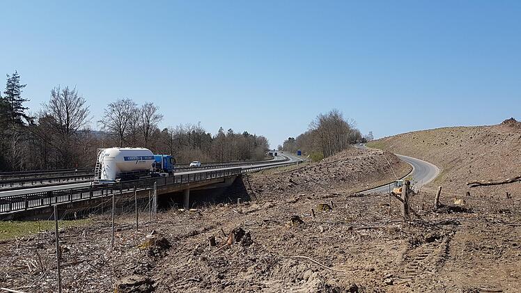 Die Autobahntrasse wird bis zu 200 Meter Richtung Norden verlegt. Jetzt erfolgt der offizielle Startschuss für das 50-Millionen-Euro-Projekt. Fotos: Alexander Hartmann