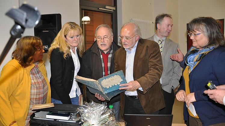 Auf reges Interesse stieß der Vortrag von Dr. Thomas Heiler in der Markthalle.  Foto: Jacqueline Vera Mihm