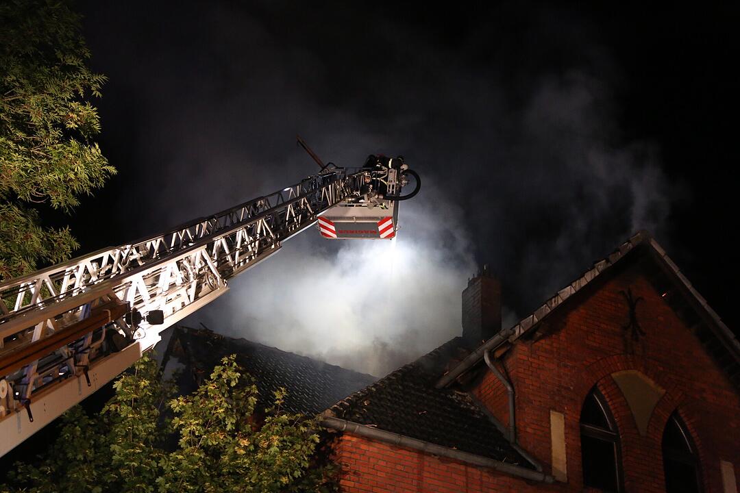 Coburg: Rettungseinsatz nach Brand in Mehrfamilienhaus
