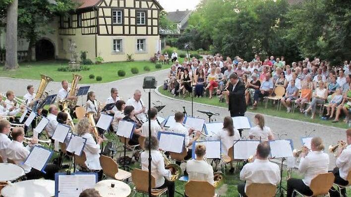 Der Schlosshof bot einen idyllischen Rahmen für das Konzert. Foto: Johanna Blum