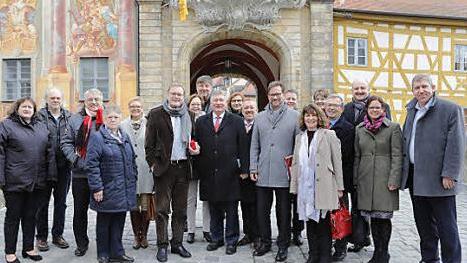 Die bayerischen SPD-Abgeordneten vor dem Alten Rathaus  Foto: pr.