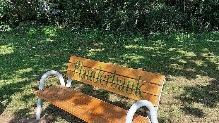 "Plauderbänke" in Fürth