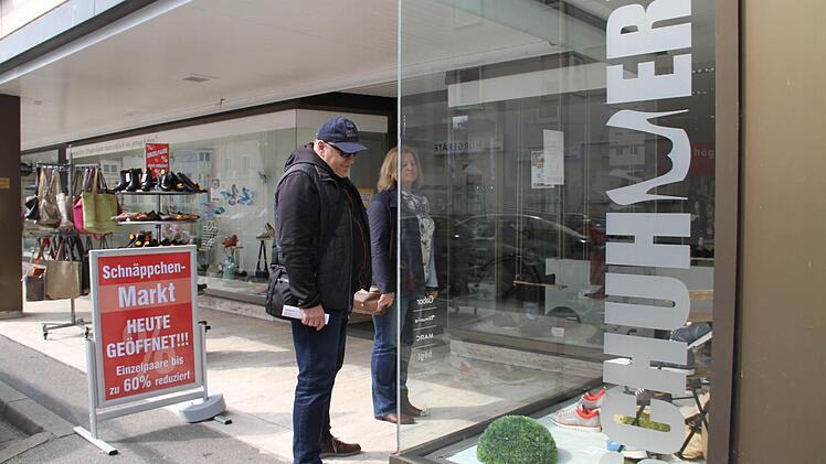 Manch ein Einzelhändler hielt besondere Angebote bereit. Foto: Gerda Völk