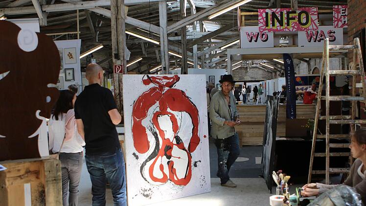 Impressionen von der ersten Auflage der Kunstmesse "Umschlagplatz Coburg"Foto: Jochen Berger