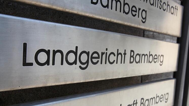 Die Chefin eines Pflegedienstes aus Forchheim hat vor dem Landgericht Bamberg erfolgreich Berufung gegen eine Verurteilung wegen Misshandlung eingelegt. Symbolbild: Barbara Herbst