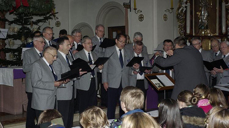 Weihnachtskonzert in Untererthal.  Foto: Winfried Ehling