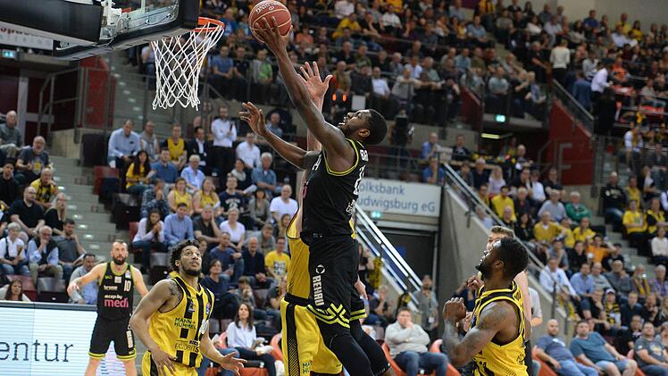 Medi-Forward Demon Brooks zeigte gegen Ludwigsburg eine starke Leistung, vor allem in der ersten Hälfte.  Foto: Peter Mularczyk
