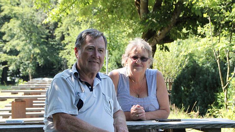 Renate und Bernd Hoffmann aus Sachsen-Anhalt kommen seit 23 Jahren ans Berghaus. Foto: Ulrike Müller