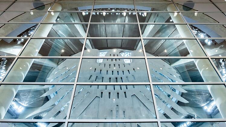 Bundesadler - Plenarsaal des Bundestags