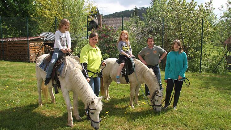 Das Ponyreiten machte den Kindern großen Spaß. Foto: Sonja Adam