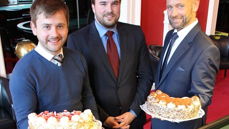 Stephan Krause (von links), Mario Fertig und Alexander Ochs vom Hotel- und Gastronomiedienstleister HOWA sind ab Juli die neuen Pächter des Spielbankrestaurants "Luitpolds" in Bad Kissingen.  Foto: Borst