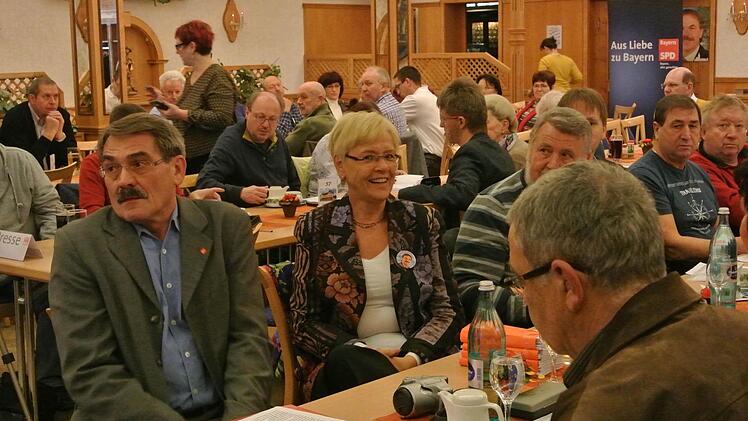 Unter den Delegierten im Googer-Saal: SPD-Urgestein Susanne Kastner