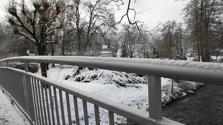 Wintereinbruch in Bad Brückenau. Foto: Ulrike Müller