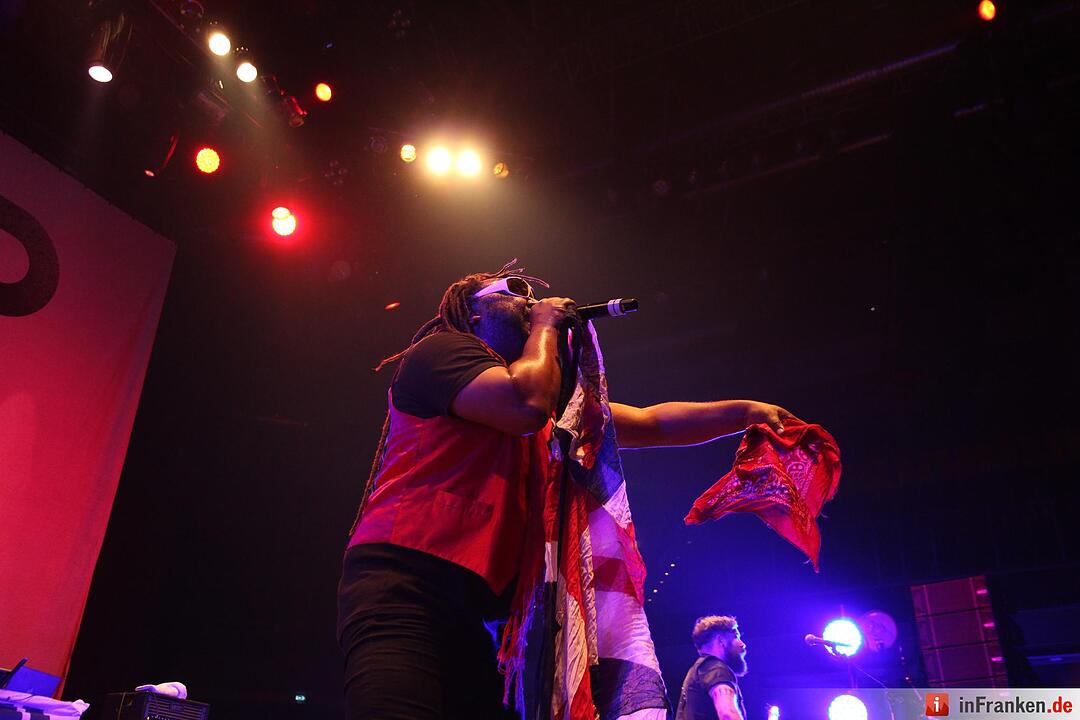 RIP15 - Skindred