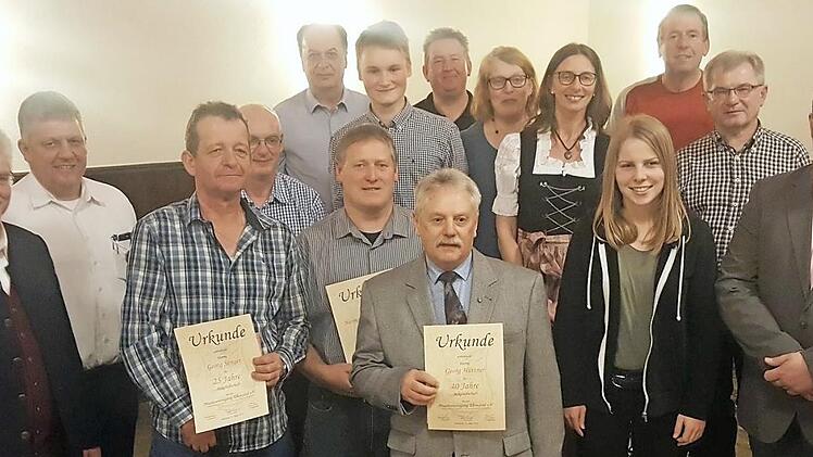 Die Musikvereinigung Ebensfeld ehrte treue Mitglieder und langjährige aktive Musiker. Foto: Otto Weidner