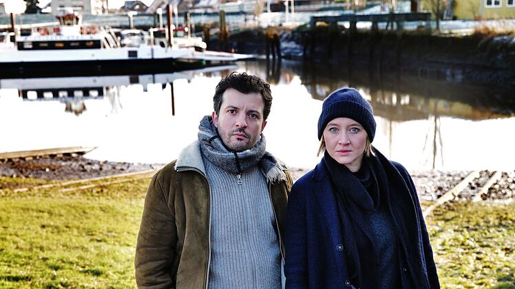 Nora (Anna Maria M&uuml;he) und Ben (Camill Jammal) jagen eine Frau, die mit t&ouml;dlichen Sch&uuml;ssen auf einen Wachmann in Verbindung gebracht wird.
