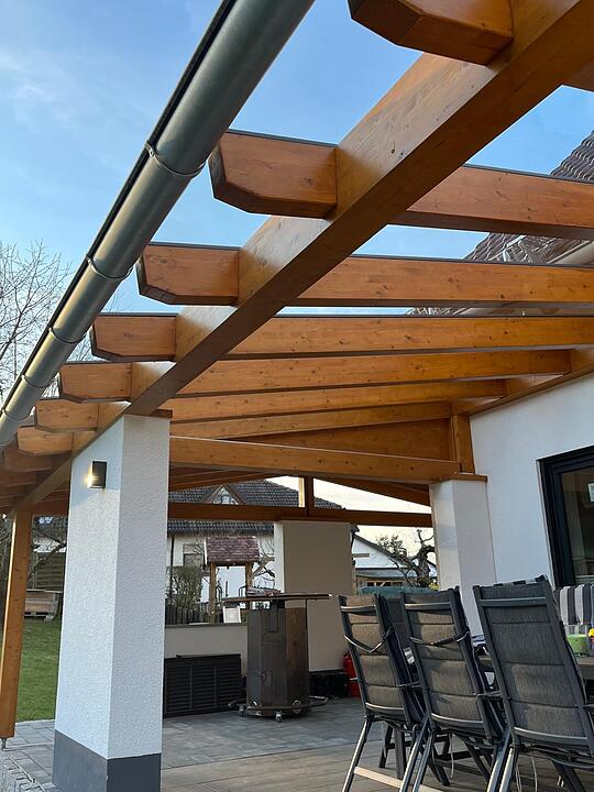 "Holzverwandler" Tim Fleischmann aus Zettlitz: Terrassen, Fenster und Fassaden