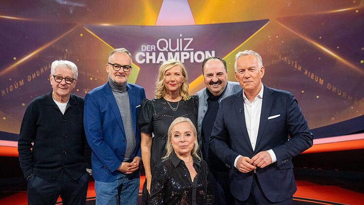 Sie wollen den Spielkandidaten den Weg zum 100.000-Euro-Gewinn so anstrengend wie möglichen machen (von links): Marcel Reif, Frank Plasberg, Andrea Kiewel, ChrisTine Urspruch, Johann Lafer und Johannes B. Kerner.