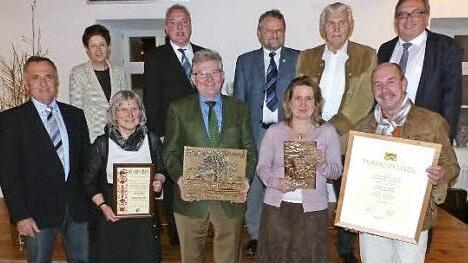 Der dritte Preis im Friedhofswettbewerb des Landkreises Kulmbach ging an Ludwigschorgast, ein Sonderpreis an Harsdorf.
