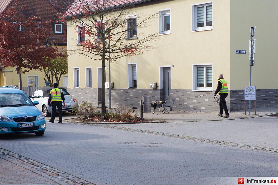 Vermeintlicher sexueller Übergriff in Heroldsberg - Polizei sucht mit Mantrailing Hund nach Täter