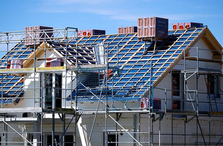 Geld für Bauherren: KfW startet Förderung für EH-55-Häuser