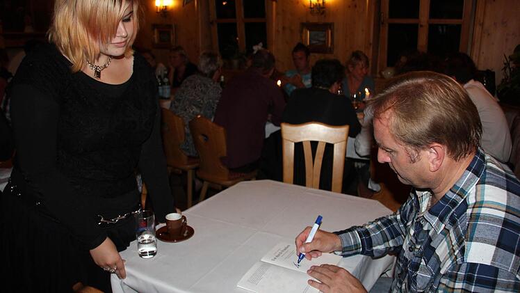 Auch Sophia aus Ebern bekam eine Widmung in ihr Buch.