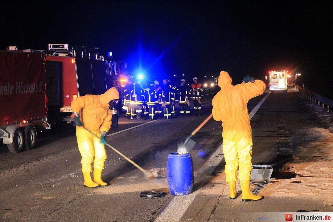 Unfall mit Gefahrgut-Laster auf der A3 bei Höchstadt