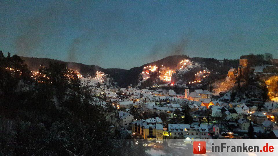Beschluss der Ewigen Anbetung in Pottenstein - Lichterfest  in der Fränkischen Schweiz