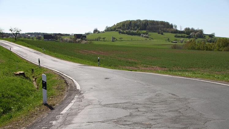 Die Straße zwischen Roßbach und Rupboden: Hier stehen umfangreiche Bauarbeiten an. Foto: Ulrike Müller