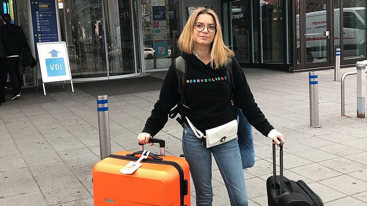 Mit zwei Koffern um die halbe Welt: Lenas Abreise über Nürnberg  und München