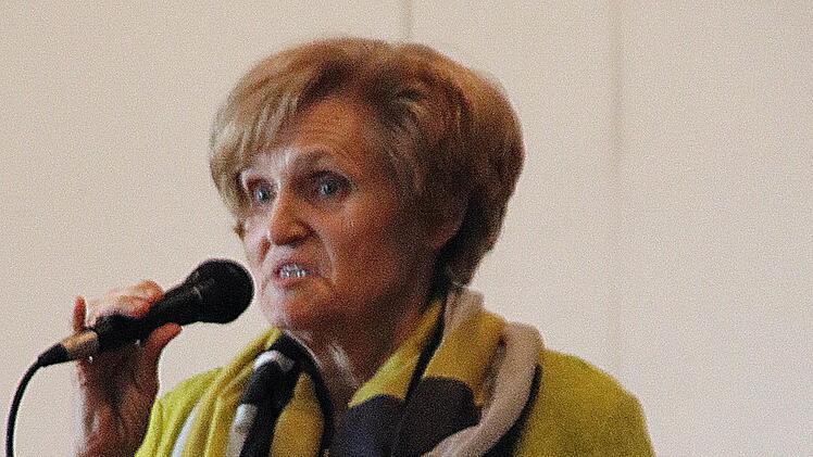 "Lebenslust statt Alltagsfrust" war das Thema, das sich die Kehlheimer  Ehrenkreisbäuerin Erna Amann vorgenommen hatte. Foto: Dieter Britz