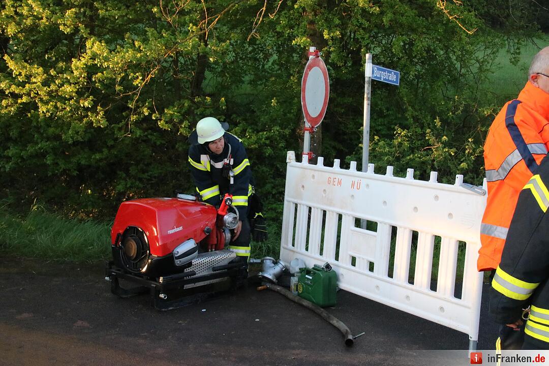 Hoher Schaden bei Stallbrand bei Nüdlingen