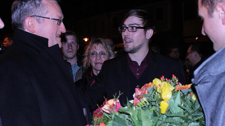 Günter Dippold (links) grautliert ebenfalls.