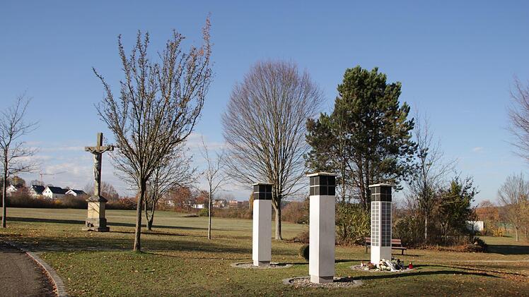 Die parkähnliche Landschaft am neuen Friedhof könnte als Oase der Ruhe genutzt werden.  Foto: Andreas Dorsch