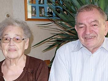 Auf 50 Ehejahre können Wilhelmine und Gustav Braun am 3. Januar zurückblicken. Foto: Phillip Bauernschubert