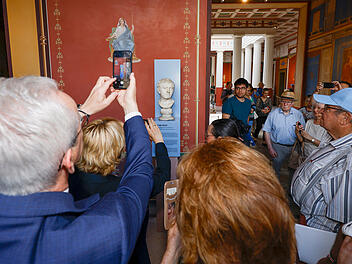 Aschaffenburg: Verschollene Marmorb&uuml;ste zur&uuml;ck im Pompejanum
