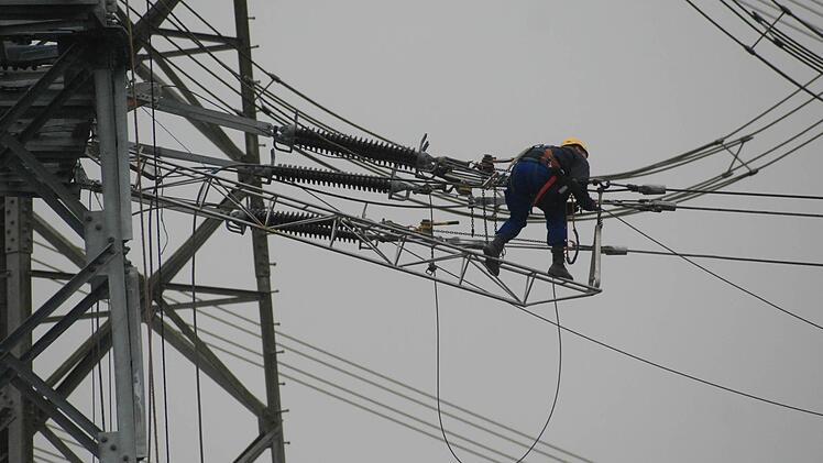 Mast- und Schotbruch: Auf der Baustelle muss jeder Handgriff sitzen - und jeder Schritt gut überlegt sein.